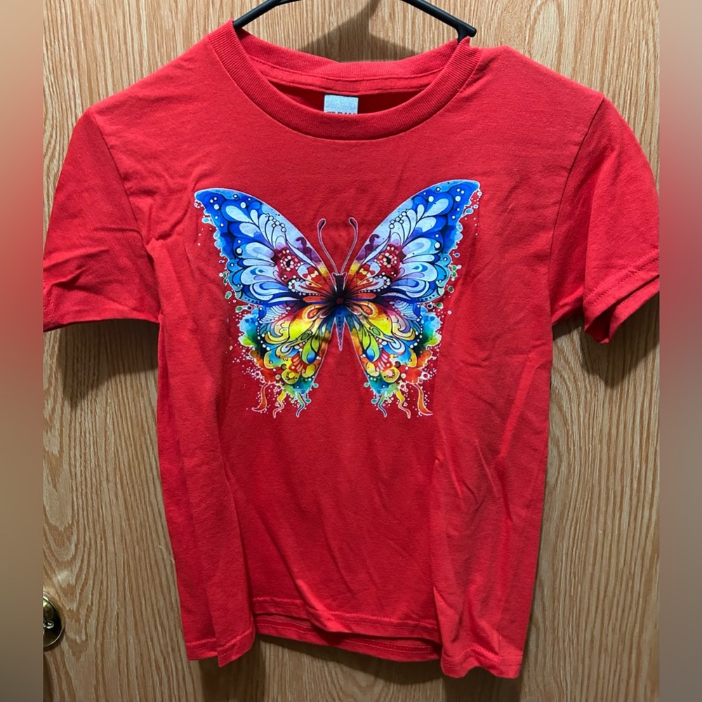 Gildan Red Kids T-Shirt with Multicolor Butterfly
